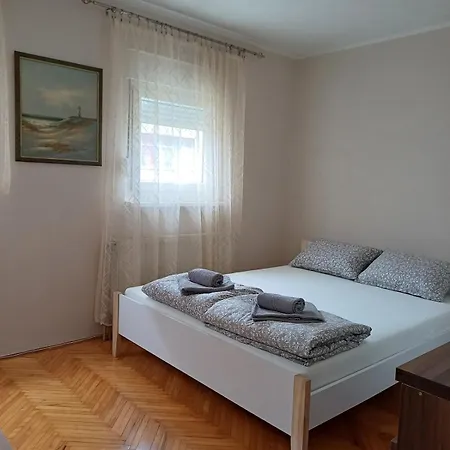 Beautiful House Apartment *