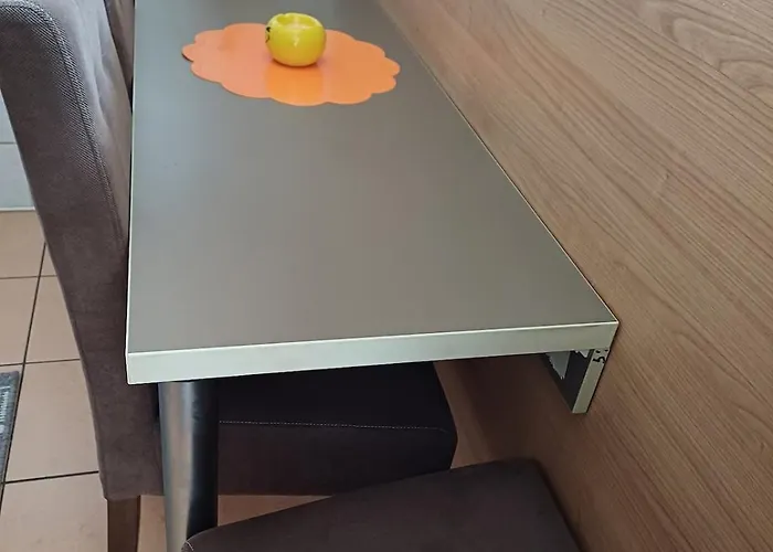 Beautiful House דירה