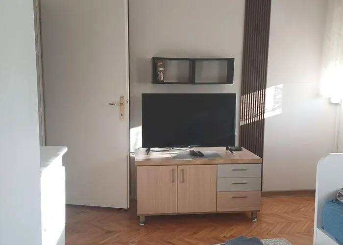 Beautiful House דירה סמדרבו